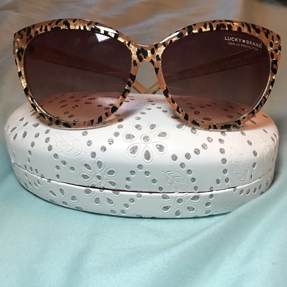 Lucky Brand Cheetah Print Sunglasses